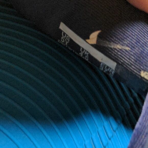 Nike slides Sandals Blue Size 5Y🌈5 for $25 - Picture 10 of 11